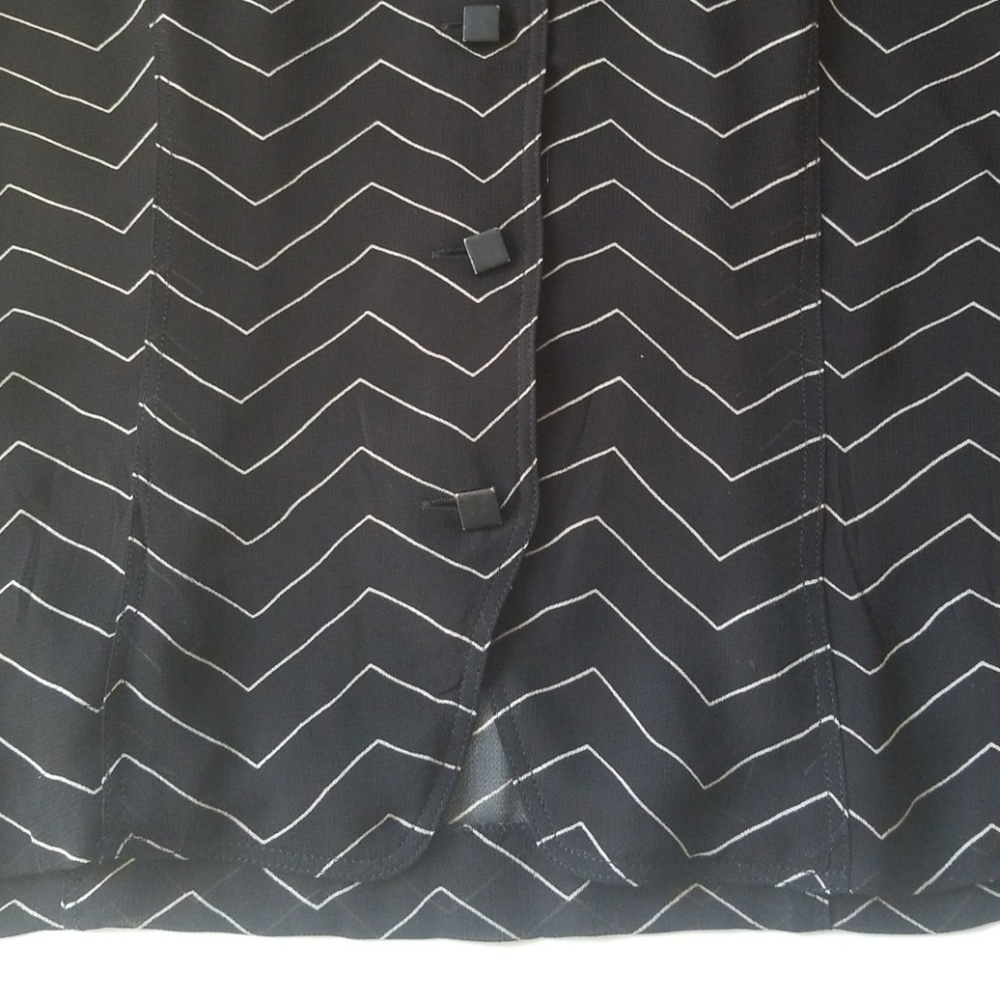 Blouse - Picture 8 of 8